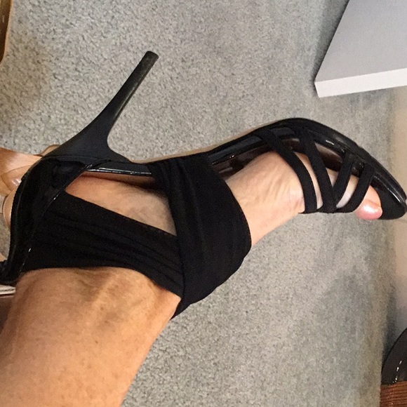 Shoes - Picture 2 of 4